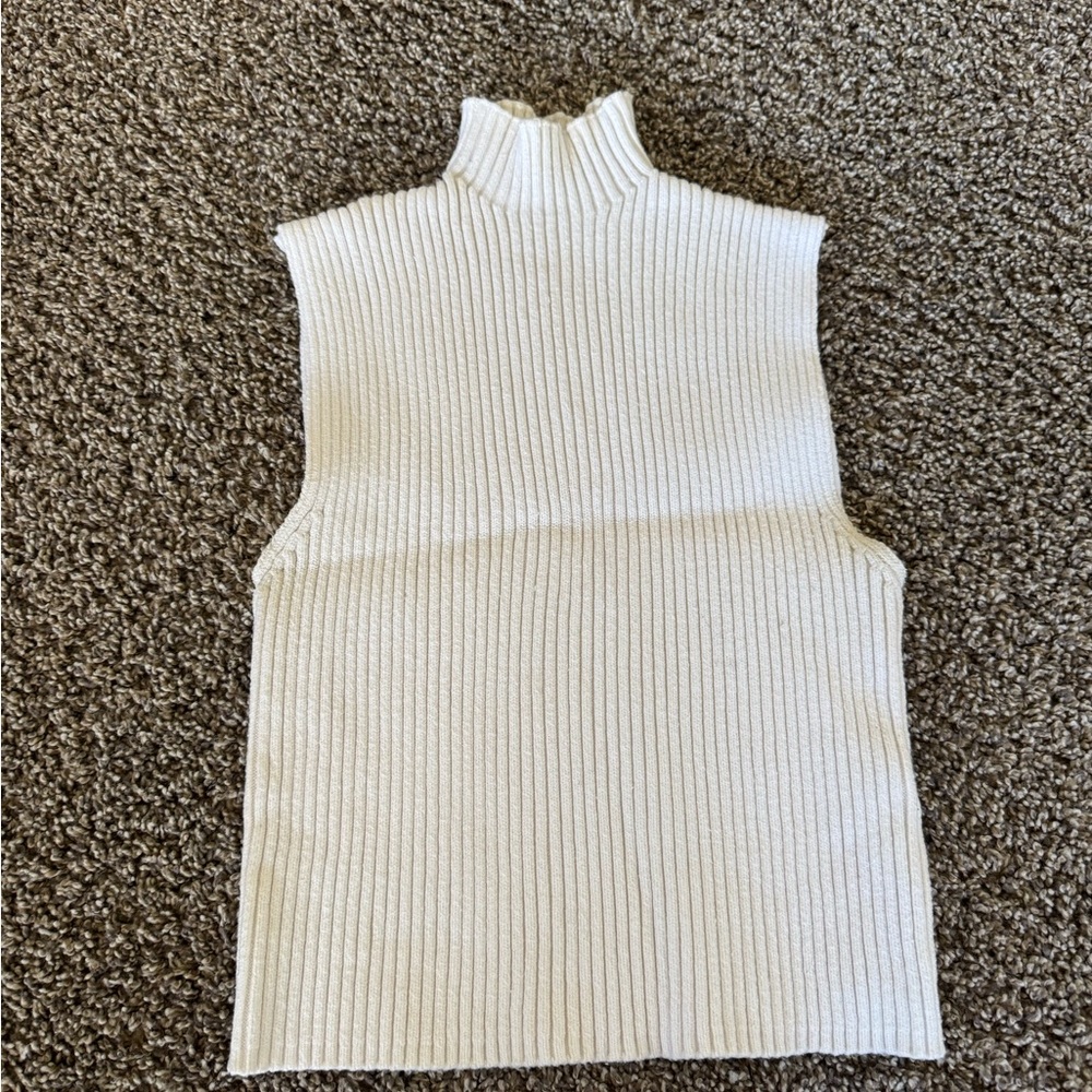Sleeveless Ribbed Turtleneck Top - Cream